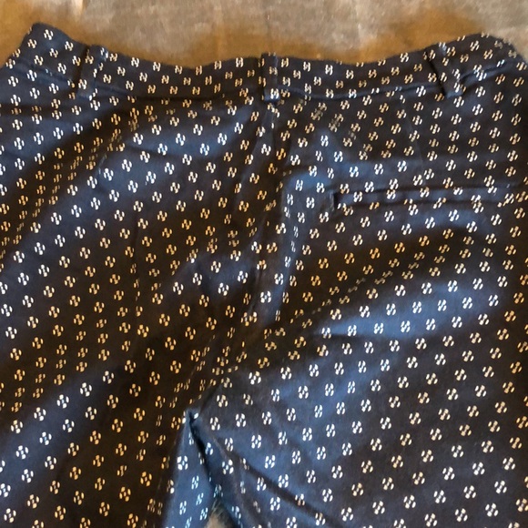 Womens size 8 H&M blue and white slacks - Picture 11 of 13